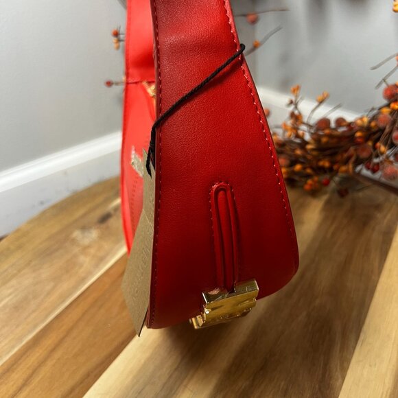 Steven Madden BSabine Y2K Hobo Shoulder Bag in Lipstick Red Soft Faux Leather - Picture 4 of 12